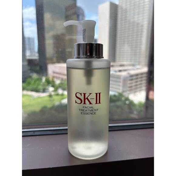 SK-II PITERA Facial Treatment Essence - Picture 1 of 2